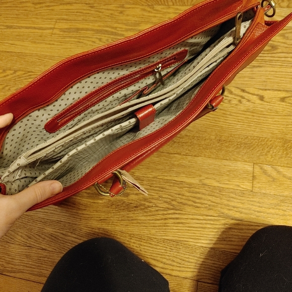 Gorgeous red leather work/laptop bag - Picture 3 of 8